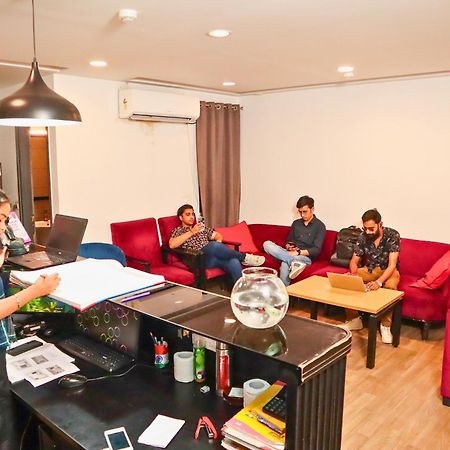 Hotel La Serene By Qotel-Gagan Vihar Anand Vihar ニューデリー エクステリア 写真
