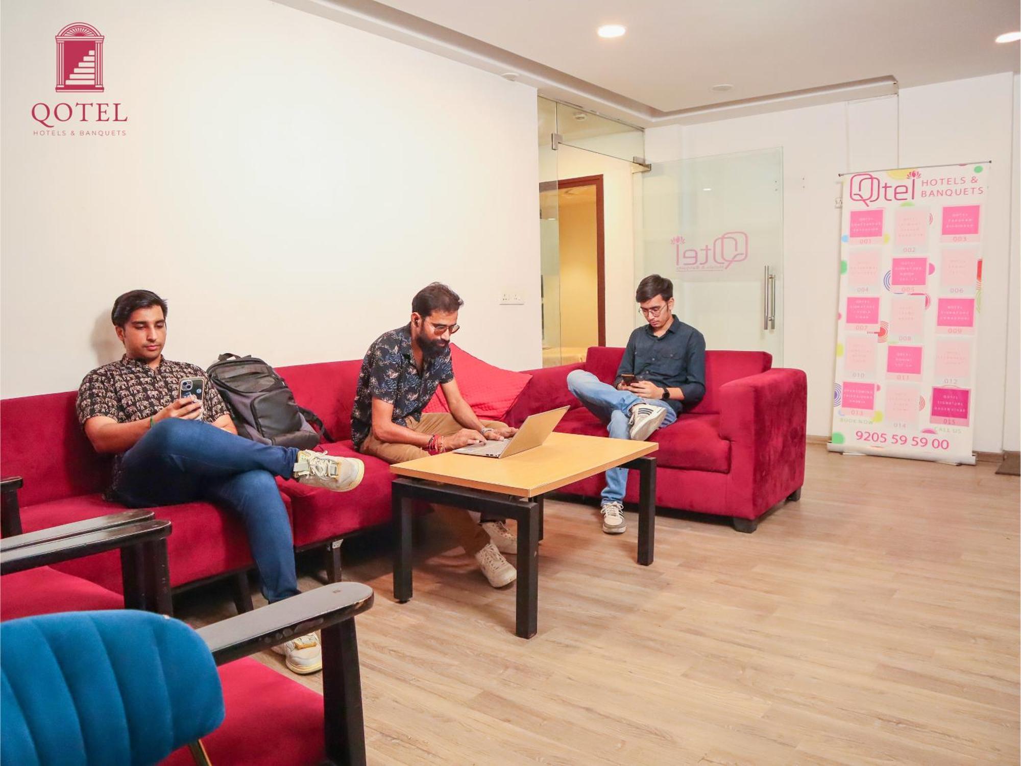 Hotel La Serene By Qotel-Gagan Vihar Anand Vihar ニューデリー エクステリア 写真